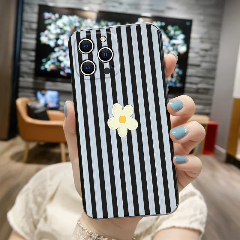 เคสโทรศัพท์ลายดอกไม้และลายทางส - Apple Iphone 15 บทวิจารณ์และราคา